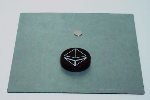 Quantum Standard Levitators