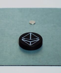 Round Quantum Levitator with a small neodymium magnet
